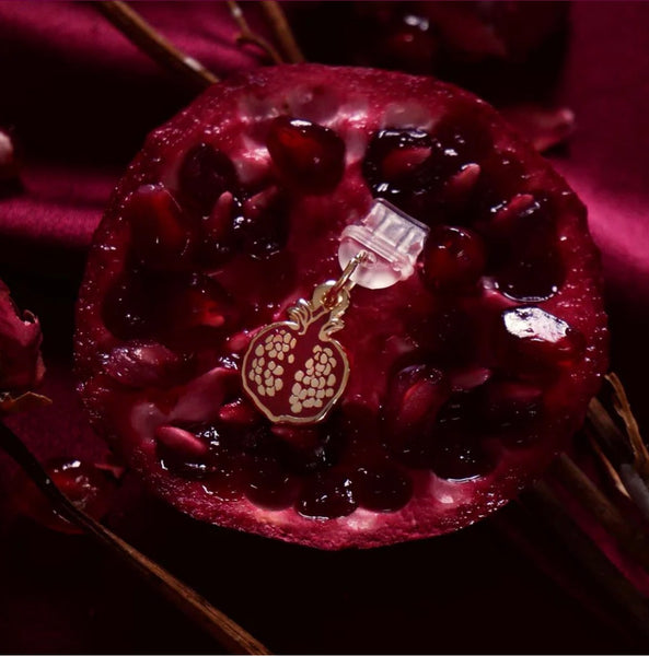Pomegranate Dust Plug