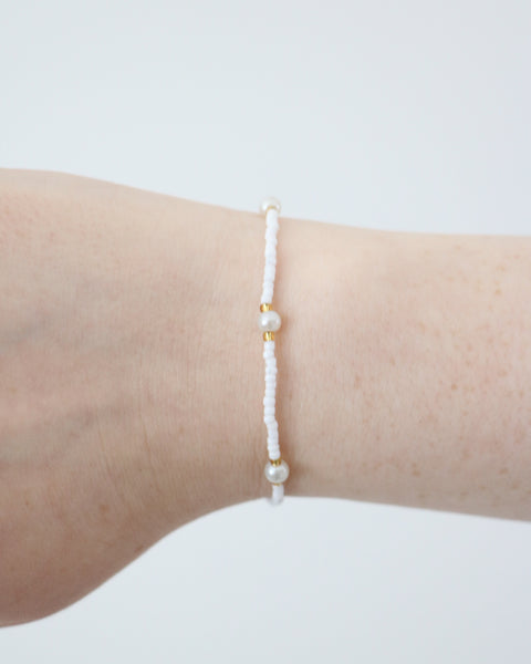 Pearl Beaded Bracelet - White