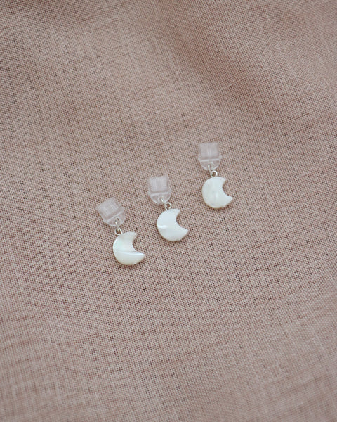 Mother of Pearl Moon Charm - USB C