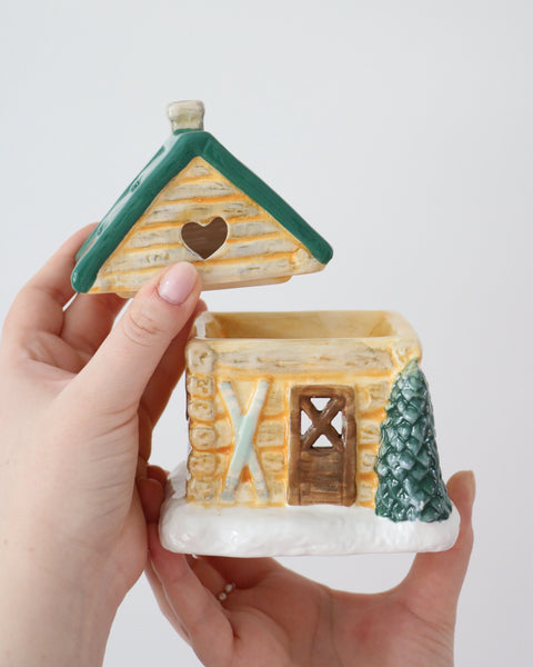 Cabin Ski Chalet Oil / Wax Burner