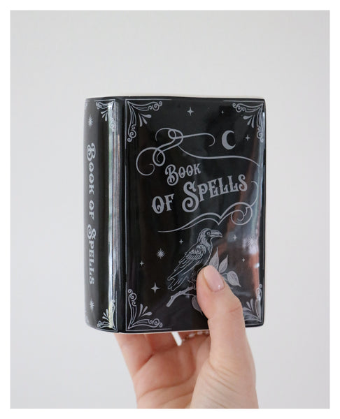 Book of Spells - Flower Vase