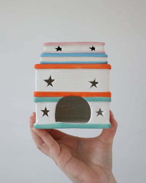 Travel Book Stack Oil Burner and Wax Warmer