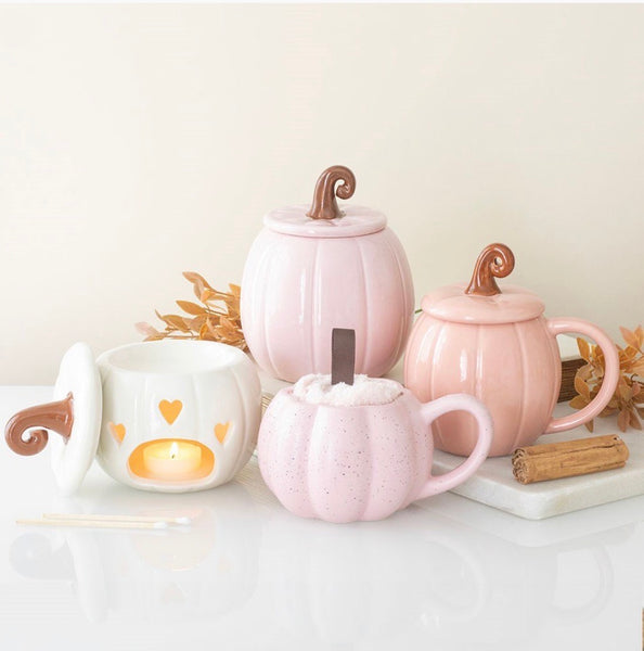White Curly Pumpkin Oil / Wax Burner